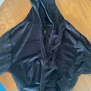 Skims velour cropped hoodie XL
